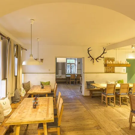 Schlosstaverne Fogadó *