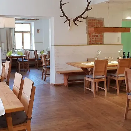 Schlosstaverne Lunz am See