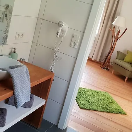 Schlosstaverne イン ルンツ・アム・ゼー