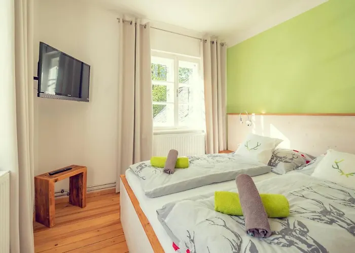 Inn Schlosstaverne *