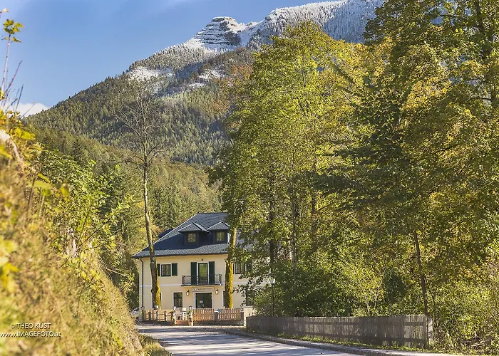 Inn Schlosstaverne *