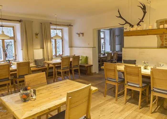 Schlosstaverne * Lunz am See