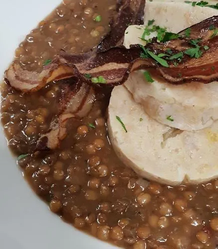 Inn Schlosstaverne *